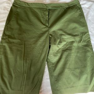 Parallel size 10 Bermuda shorts